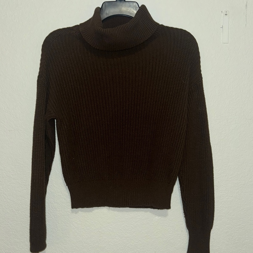 Chocolate Cropped Turtleneck Sweater with Fine Knit